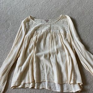 Pretty cream colored top